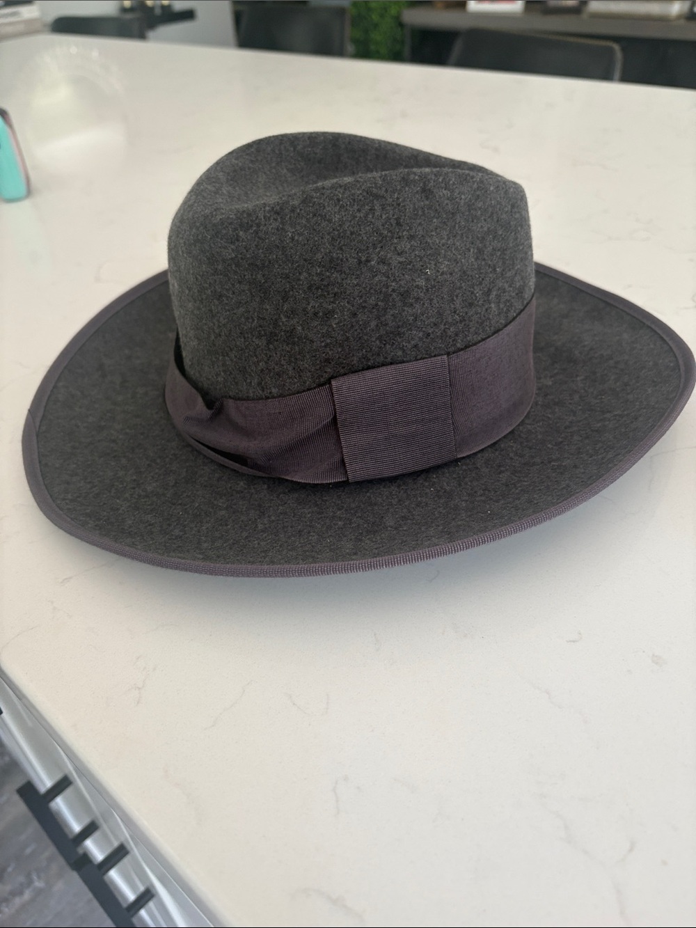 Classic Wide-Brim Felt Fedora - Dark Gray